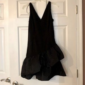 Vince Camuto black size 4 - NWT